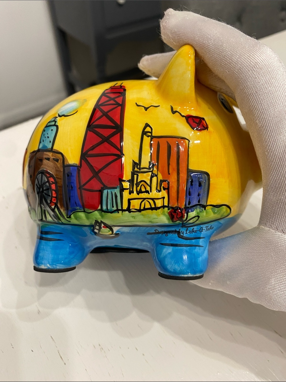 Vintage Ceramic Hand-Painted Yellow Chicago Cityscape Skyline Piggy Bank - Picture 15 of 16